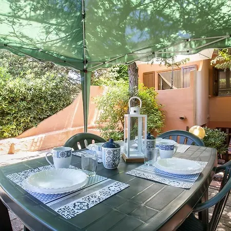 Il Ginepro E La Lantana Sorso