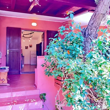 펜션 Il Ginepro E La Lantana 소르소